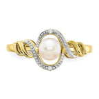 10K 5.5mm June/ Freshwater Cultured Pearl and Diamond Ring