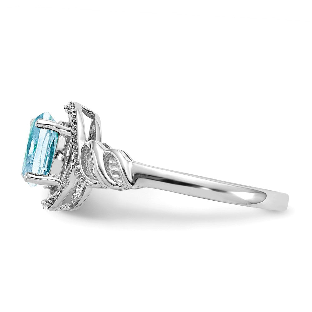 10k White Gold 7x5mm Oval March/ Aquamarine and Diamond Ring