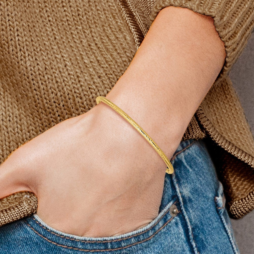 14k Polished Diamond-cut Tube 3.00mm Slip-on Round Bangle Bracelet