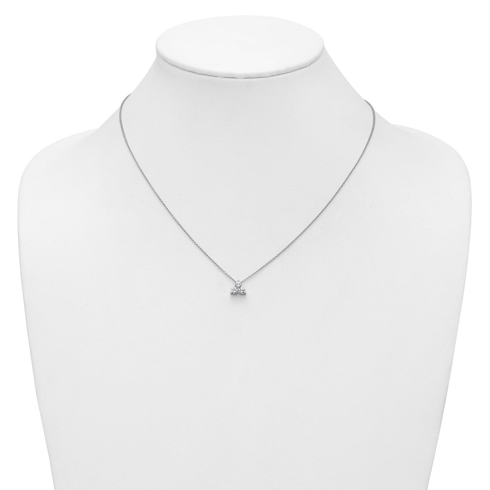 True Origin 14K White Gold 1/2 carat Lab Grown Diamond VS+ F+ 18 in Complete Cluster Necklace