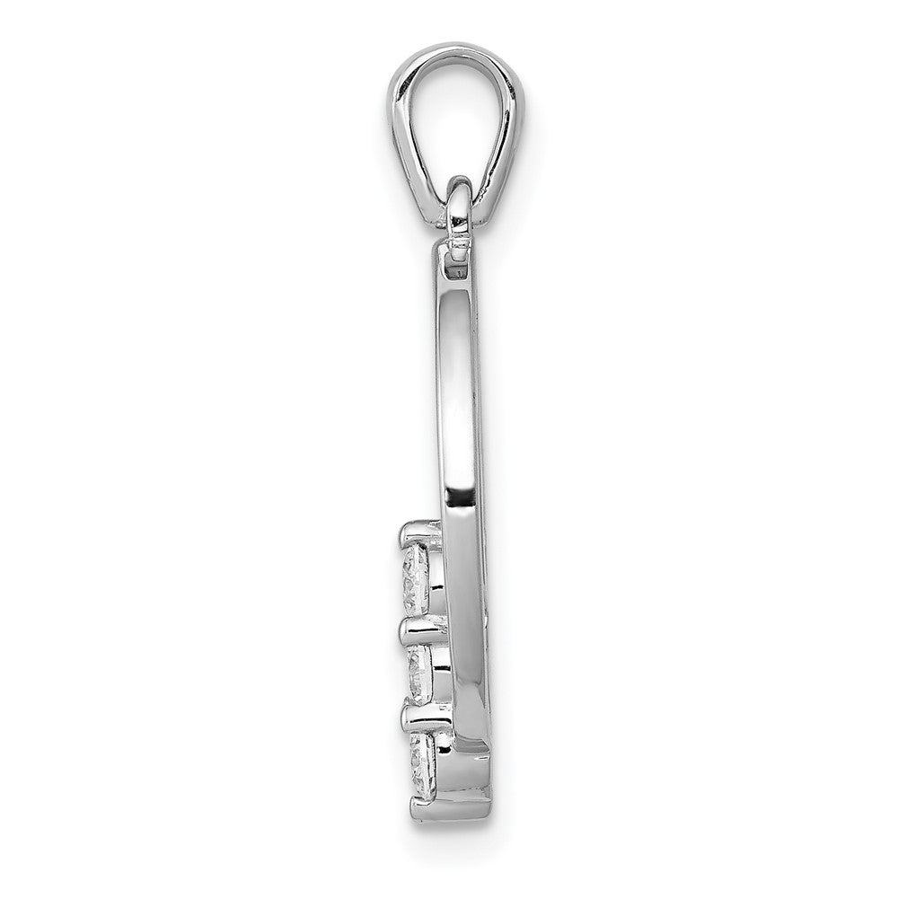 14k White Gold Complete 1/4 carat Diamond Three-Stone Circle Pendant