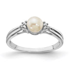 Sterling Silver Rhodium Plated Diamond and FW Cultured Pearl Ring