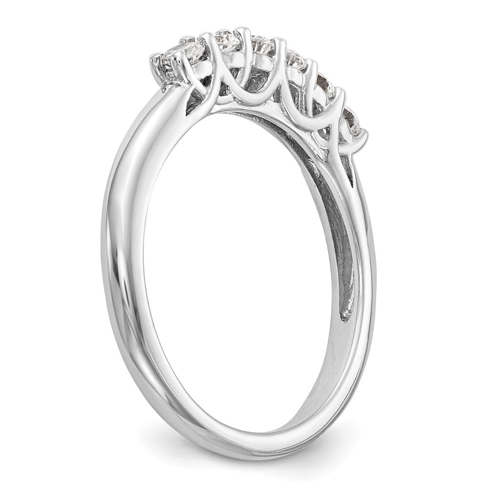 14K White Gold 6-Stone Shared Prong 3/4 carat Complete Round Diamond Band