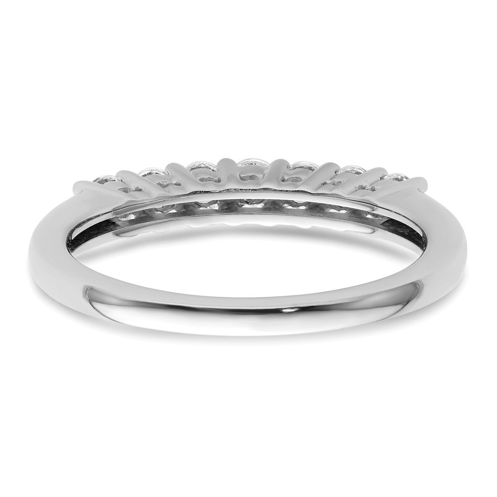 14K White Gold 7-Stone Shared Prong 1/2 carat Complete Round Diamond Band