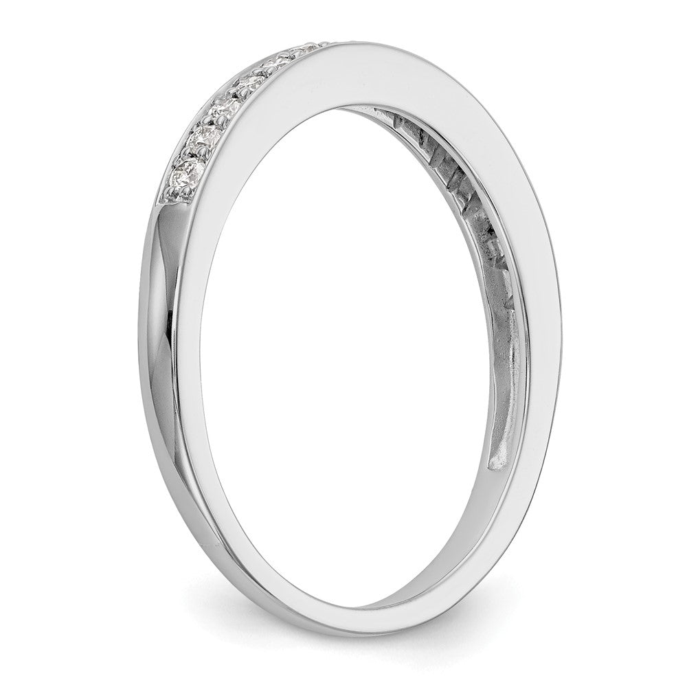 14K White Gold 1/6 carat Complete Diamond Band