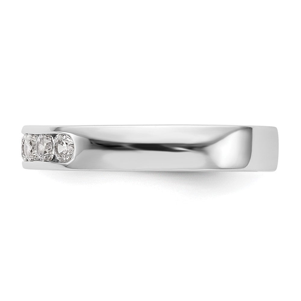 14kw TRUE ORIGIN Lab Grown Diamond VS+, F+ 5-Stone Channel Band