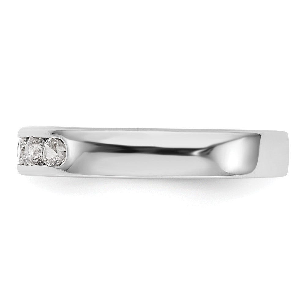 14kw TRUE ORIGIN Lab Grown Diamond VS+, F+ 5-Stone Channel Band