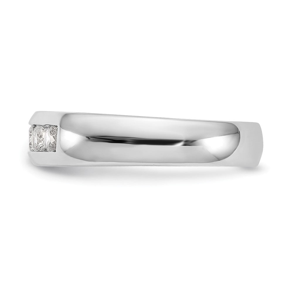 14K White Gold 5-Stone 3/8 carat Round Diamond Complete Channel Band