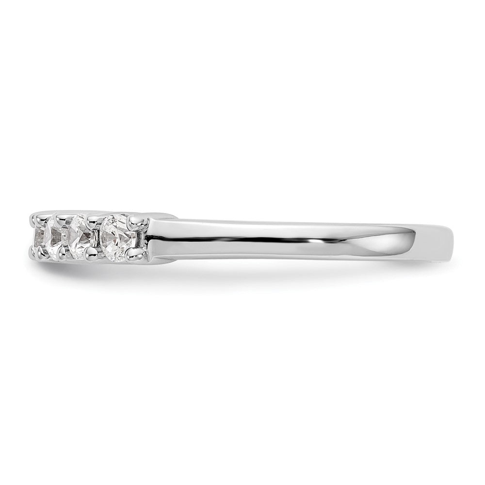 14K White Gold 7-Stone Shared Prong 1/2 carat Complete Round Diamond Band