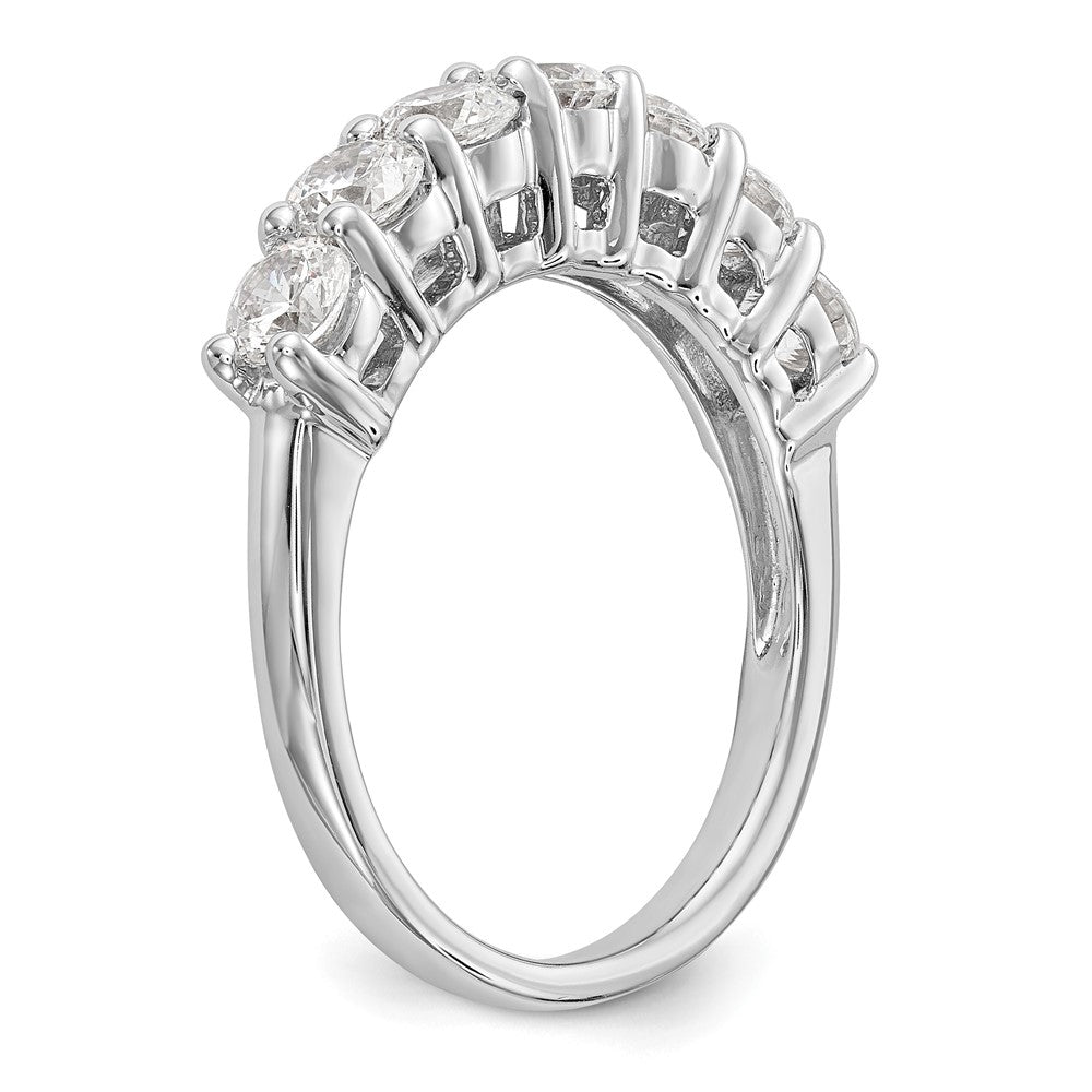 14K White Gold 7-Stone Shared Prong 3/4 carat Complete Round Diamond Band