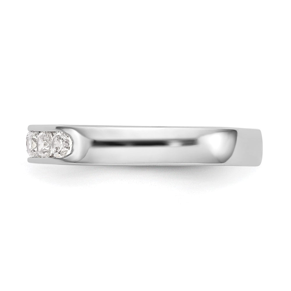 14K White Gold 7-Stone 3/8 carat Round Diamond Complete Channel Band