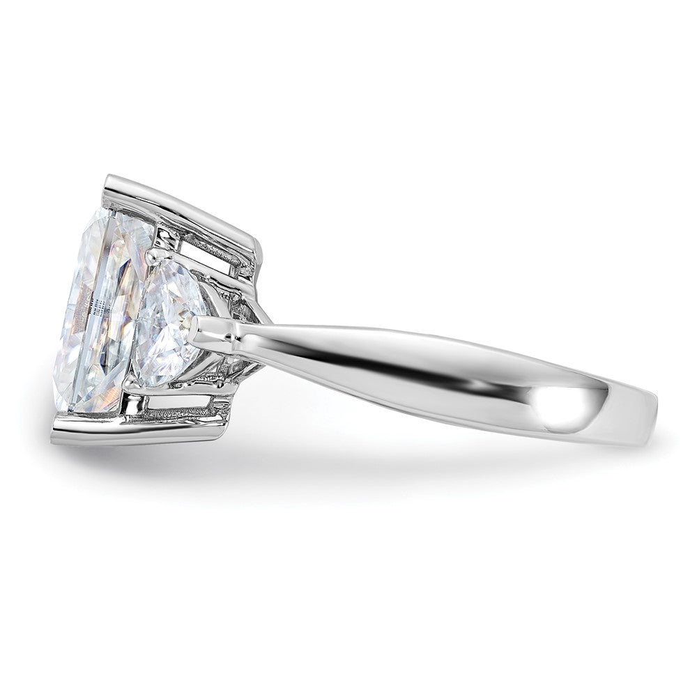 14kw 4 7/8ct. Three Stone D E F Pure Light Moissanite Engagement Ring