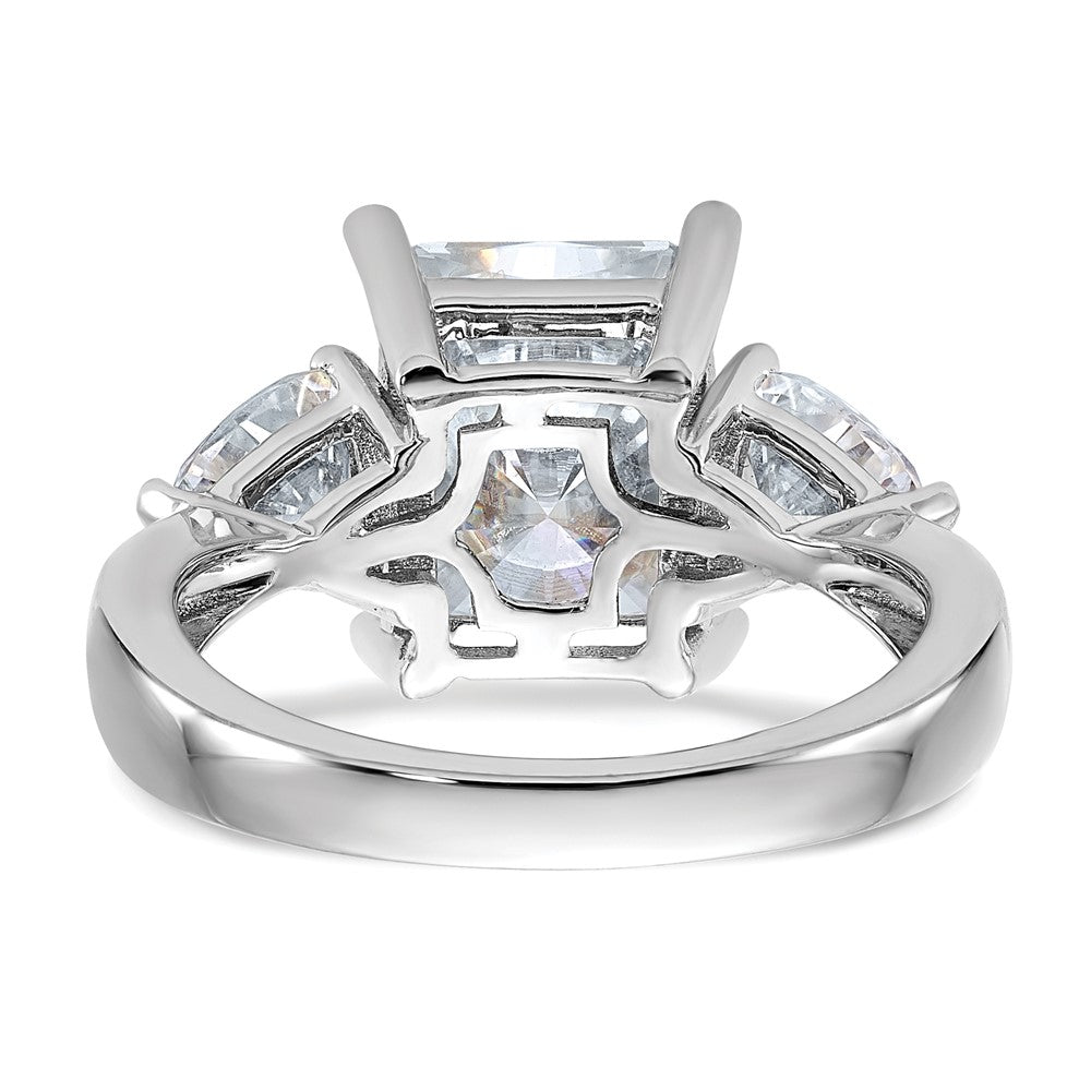 14kw 4 7/8ct. Three Stone D E F Pure Light Moissanite Engagement Ring