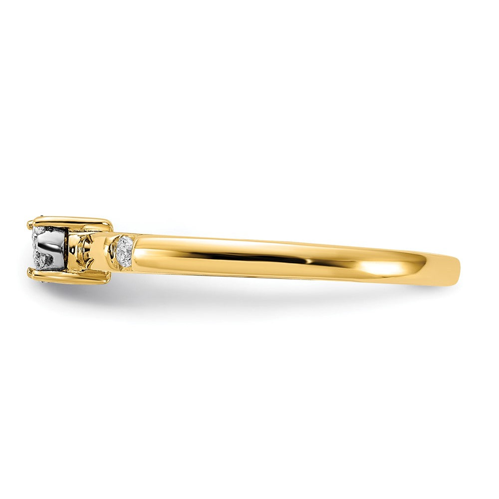 14k 1/15 carat Diamond Cluster Ring