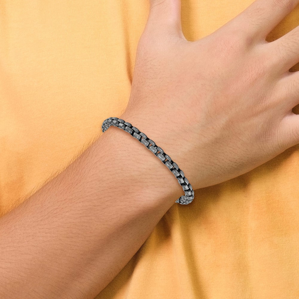 Chisel Stainless Steel Antiqued Box Chain Bracelet