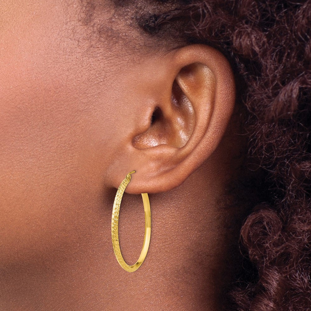 14K 2.5x35mm Knife-Edge Diamond-cut Tube Hoop Earrings