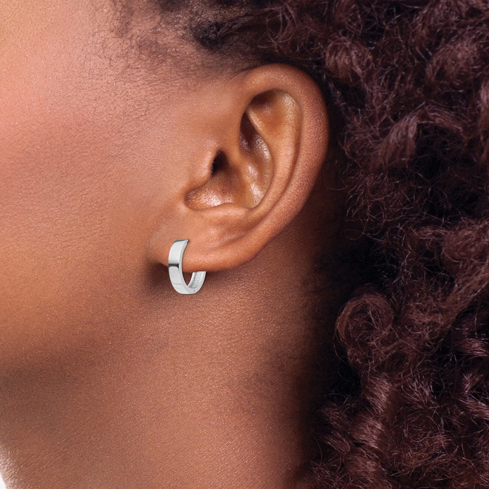 14k White Gold Round Hinged Earrings