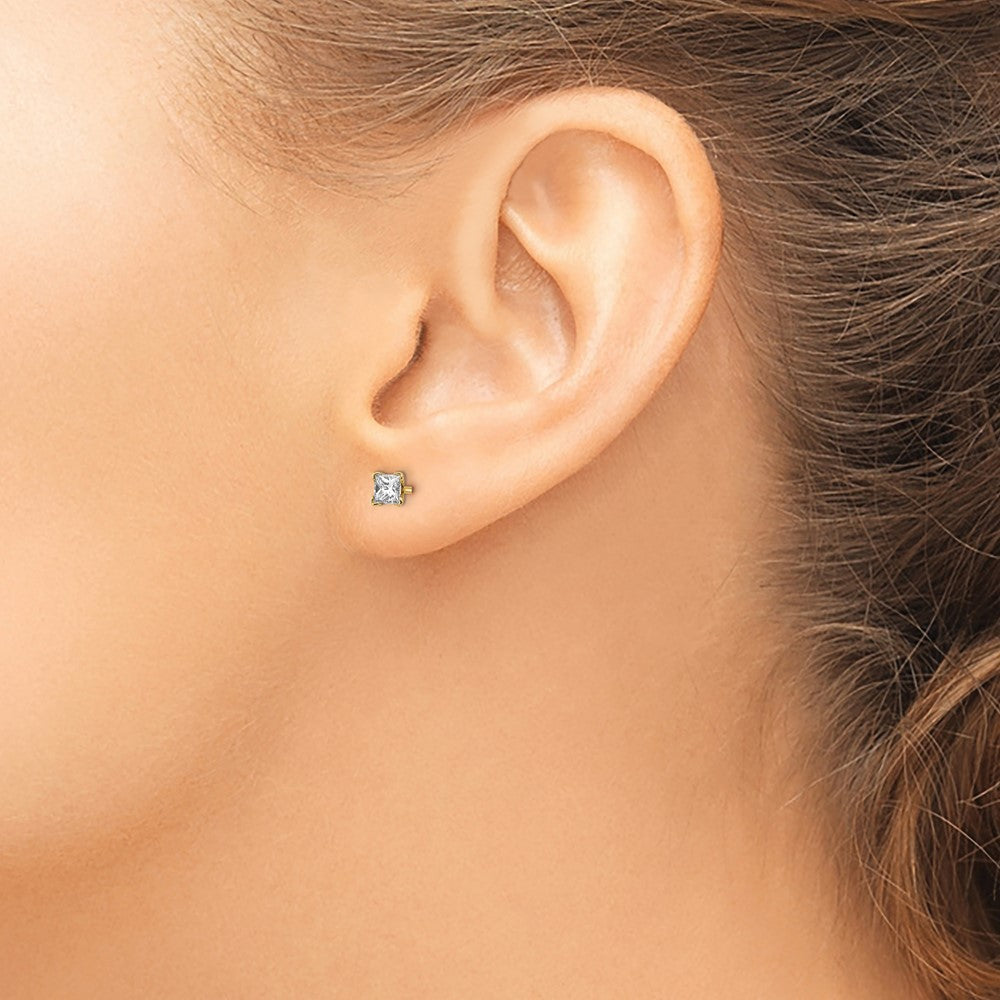 14k AAA Quality Complete Princess-cut Diamond Earrings