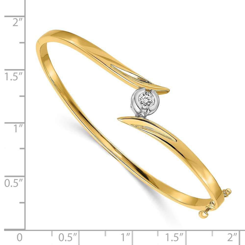 14k Two-tone Complete 1/4 carat VS Diamond Hinged Oval Bangle Bracelet
