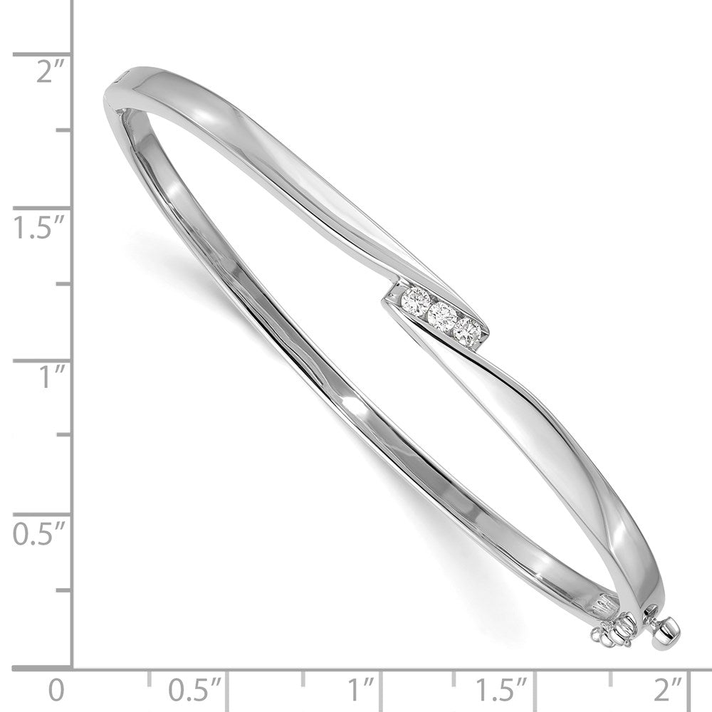 14k White Gold Complete 3-Stone 1/8 carat VS Diamond Hinged Oval Bangle Bracelet
