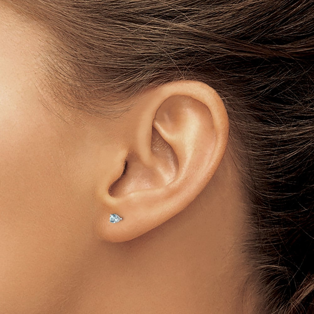 14k White Gold 3mm Round March/Aquamarine Stud Earrings