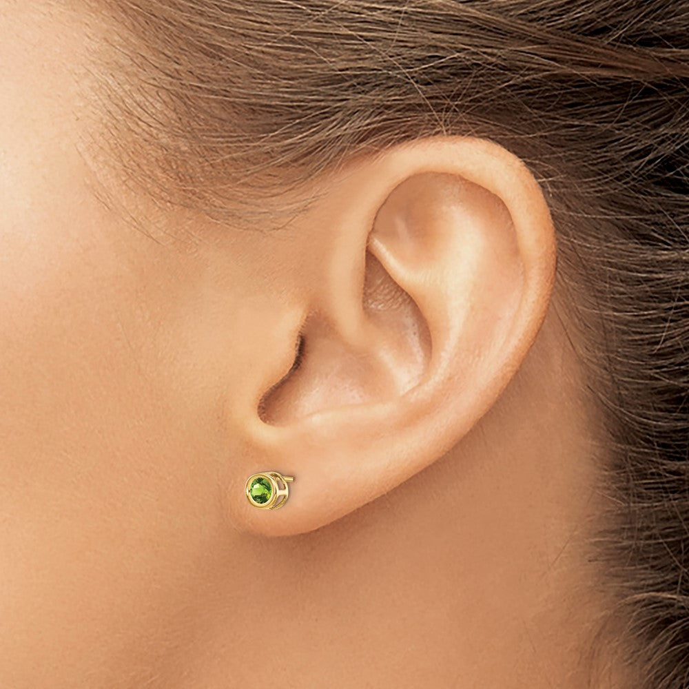 14k 4mm Round Bezel August/Peridot Post Earrings