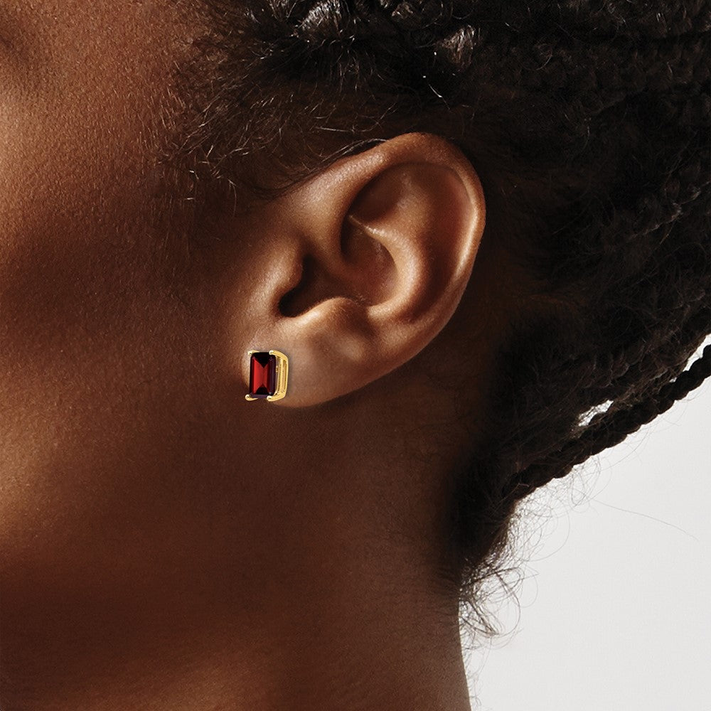 14k 7x5mm Emerald-cut Garnet Post Earrings