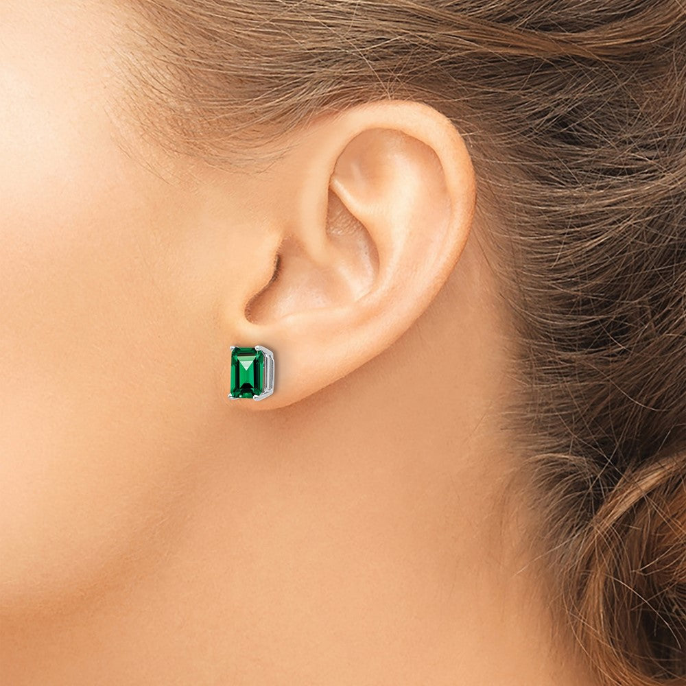 14k White Gold 8x6mm Emerald-cut Mount St. Helens Stud Post Earrings
