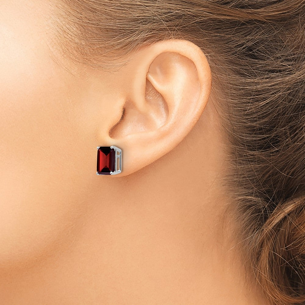 14k White Gold 10x8mm Emerald-cut Garnet Stud Post Earrings