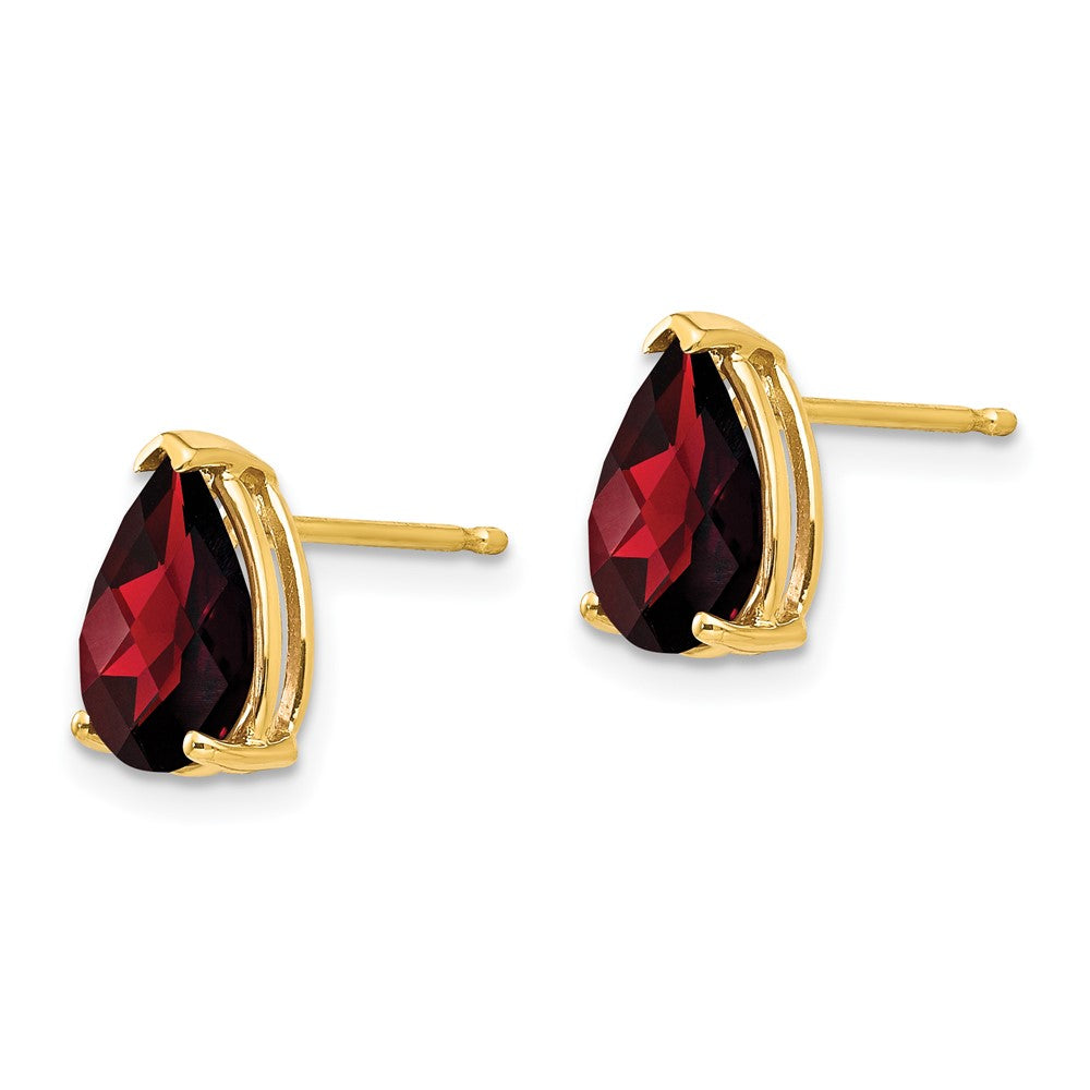 14k 9x6mm Pear Checker-cut Garnet Post Earrings