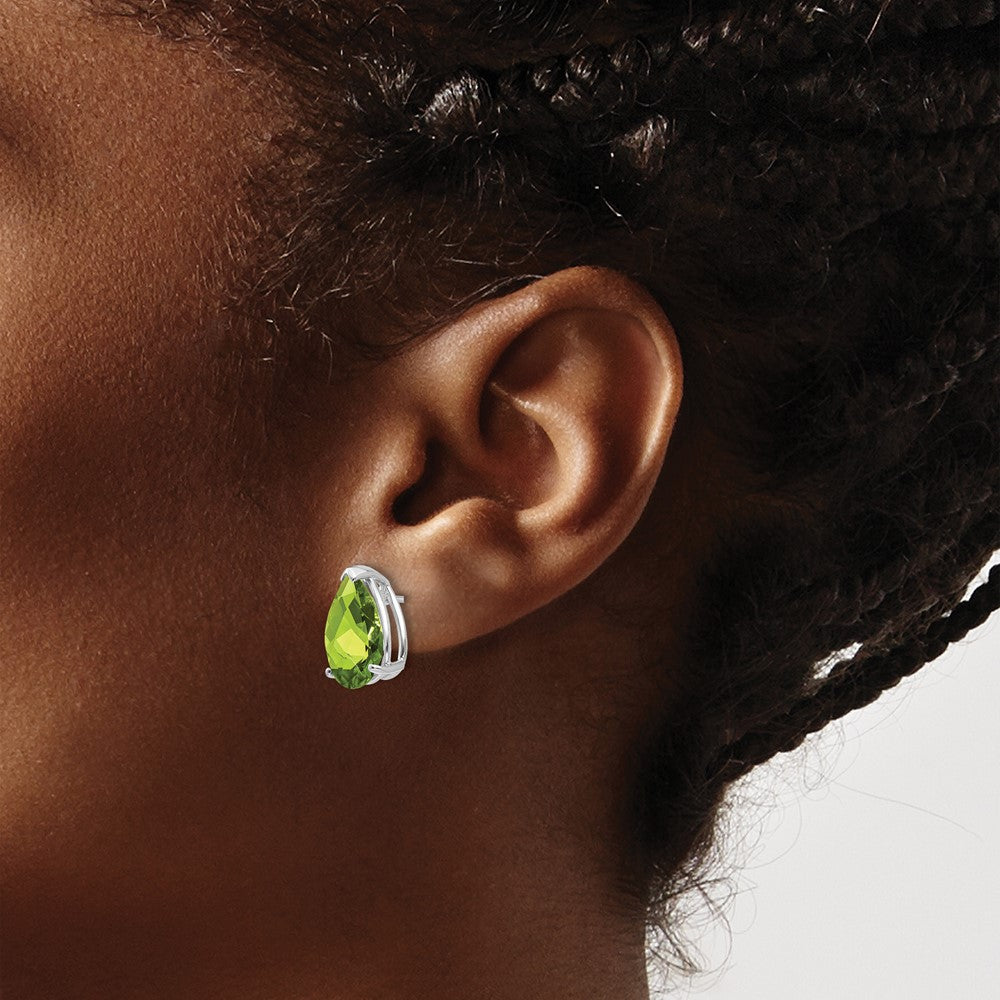 14k White Gold 12x8mm Pear Peridot Stud Earrings