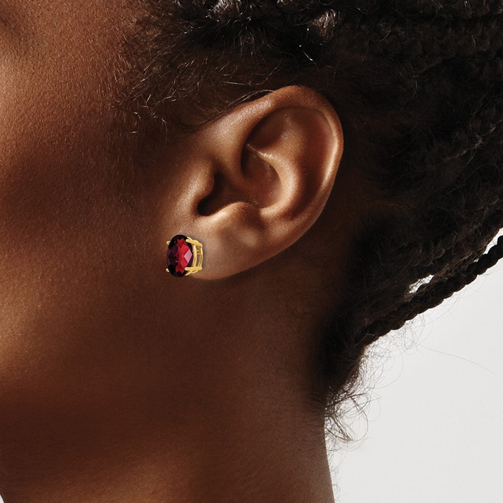 14k 9x7mm Oval Checker-cut Garnet Post Earrings