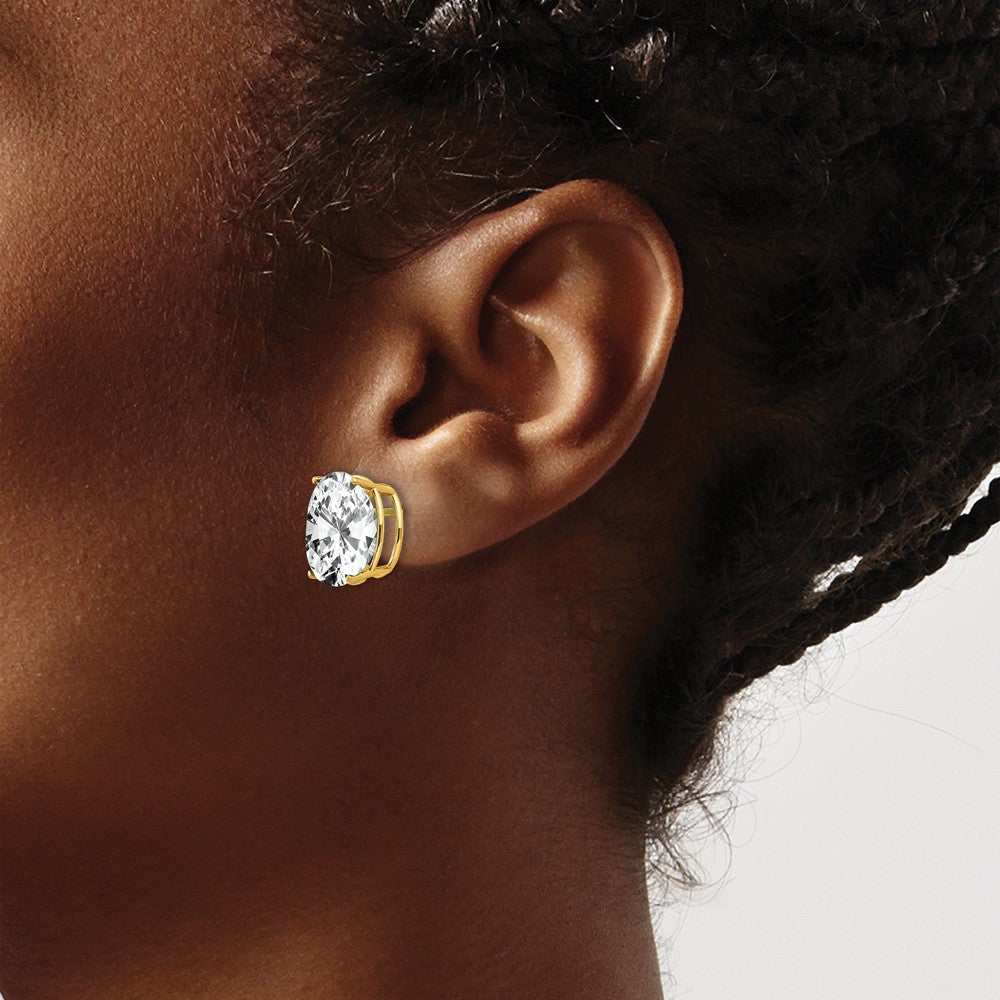 14k 12x10mm Oval Cubic Zirconia Post Earrings
