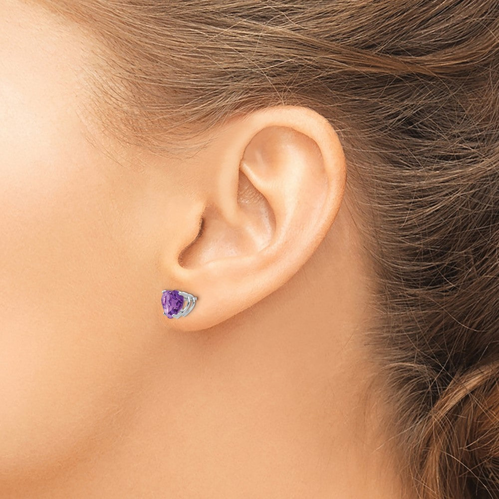 14k White Gold 7mm Heart Amethyst Post Earrings