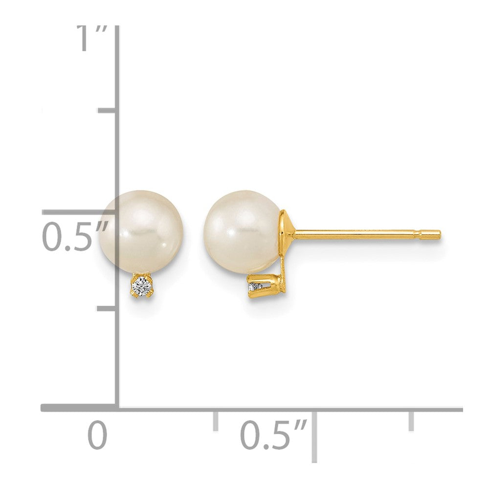 14k 5-5.5mm White Round Freshwater Cultured Pearl and CZ Post Earrings