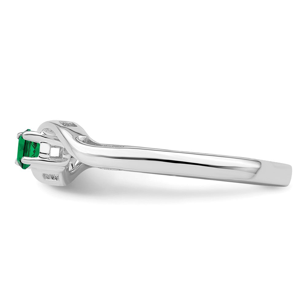 14k White Gold Synthetic Family Jewelry Ring