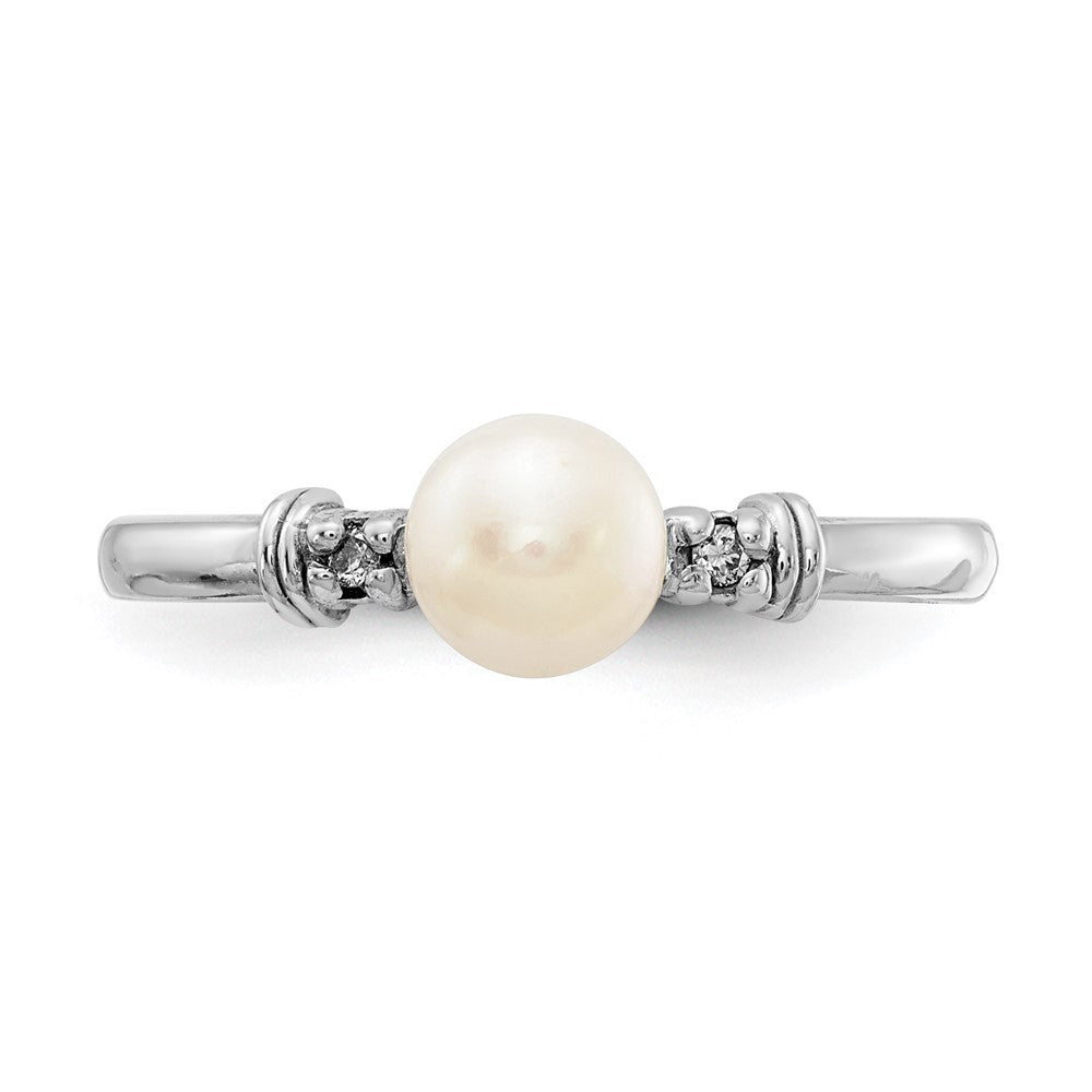 14k White Gold 5mm White Freshwater Cultured Pearl and AAA Diamond Ring