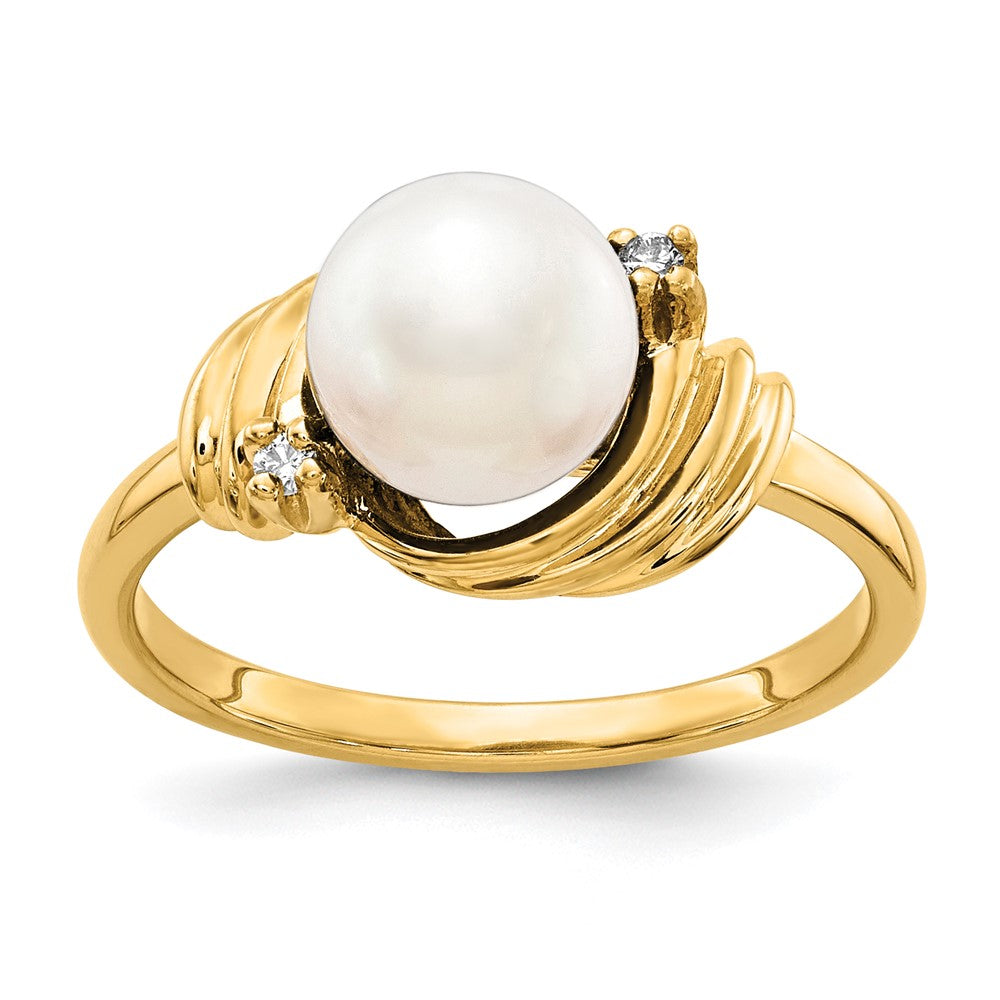 14k 7mm White Freshwater Cultured Pearl and A Diamond Ring