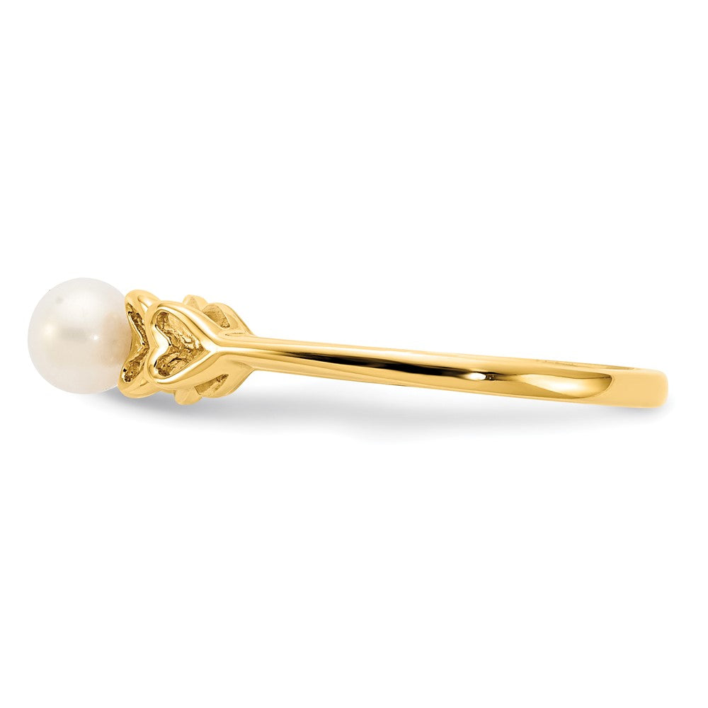 14k White Gold 4mm White Freshwater Cultured Pearl Heart Ring