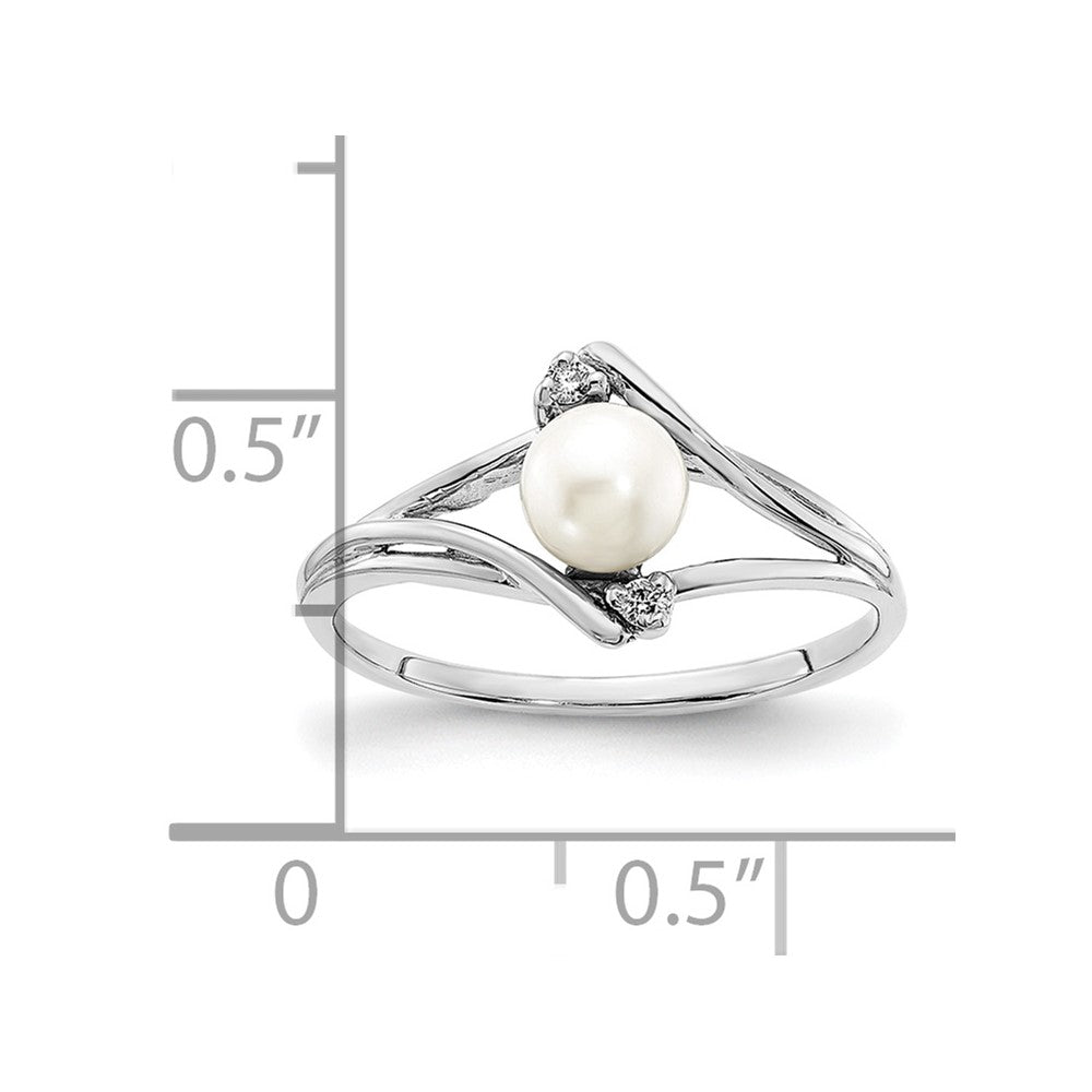 14k White Gold 5mm White Freshwater Cultured Pearl and AA Diamond Ring