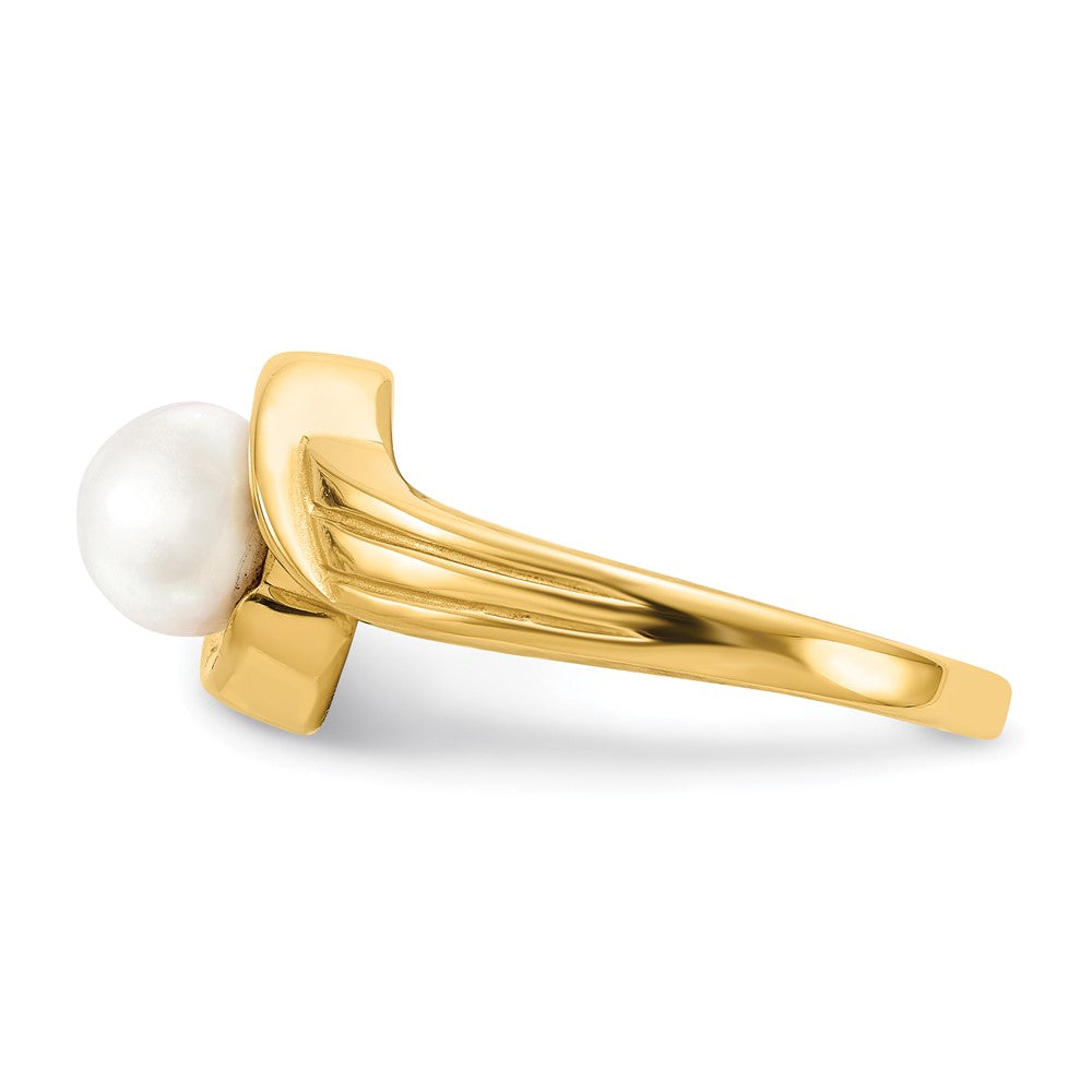 14k 6mm White Freshwater Cultured Pearl Bypass Ring