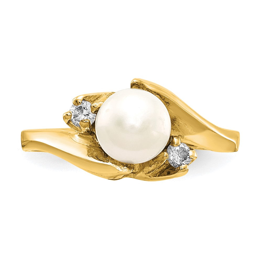 14k 6mm White Freshwater Cultured Pearl and 1/15 carat A Diamond Ring