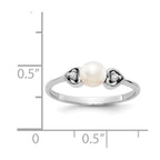 14k White Gold 4.5mm White Freshwater Cultured Pearl and VS Diamond Ring