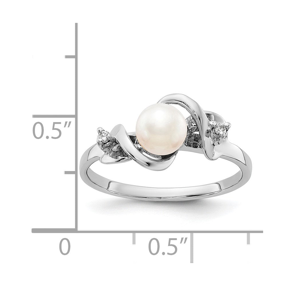 14k White Gold 5.5mm White Freshwater Cultured Pearl and AA Diamond Ring