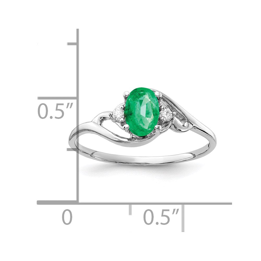 14k White Gold 6x4mm Oval Emerald and A Diamond Ring