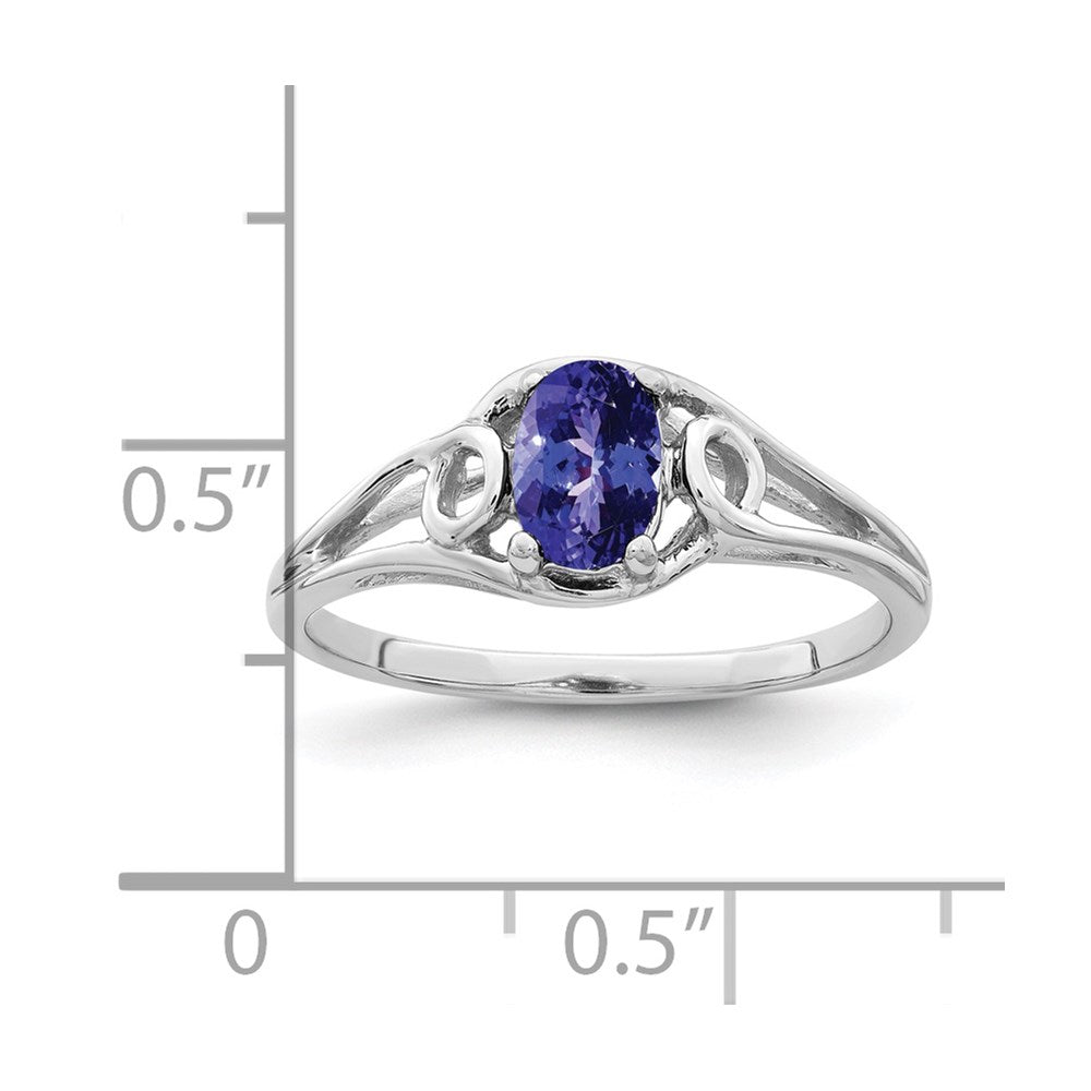 14k White Gold 7x5mm Oval Tanzanite Ring