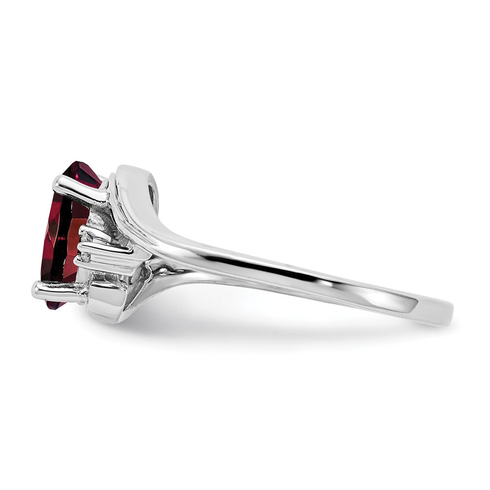 14k White Gold 8x6mm Oval Garnet and A Diamond Ring
