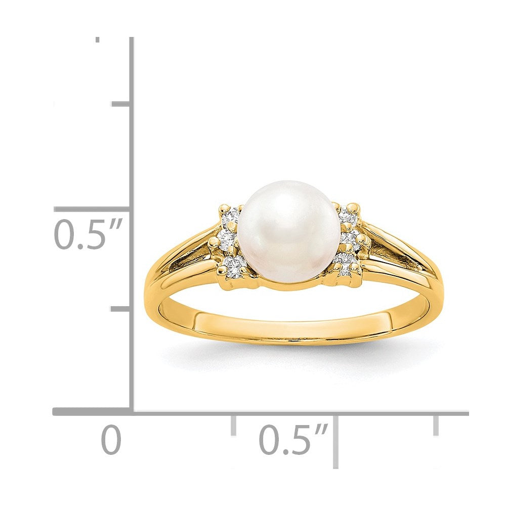 14k 6mm White Freshwater Cultured Pearl and 1/15 carat VS Diamond Ring
