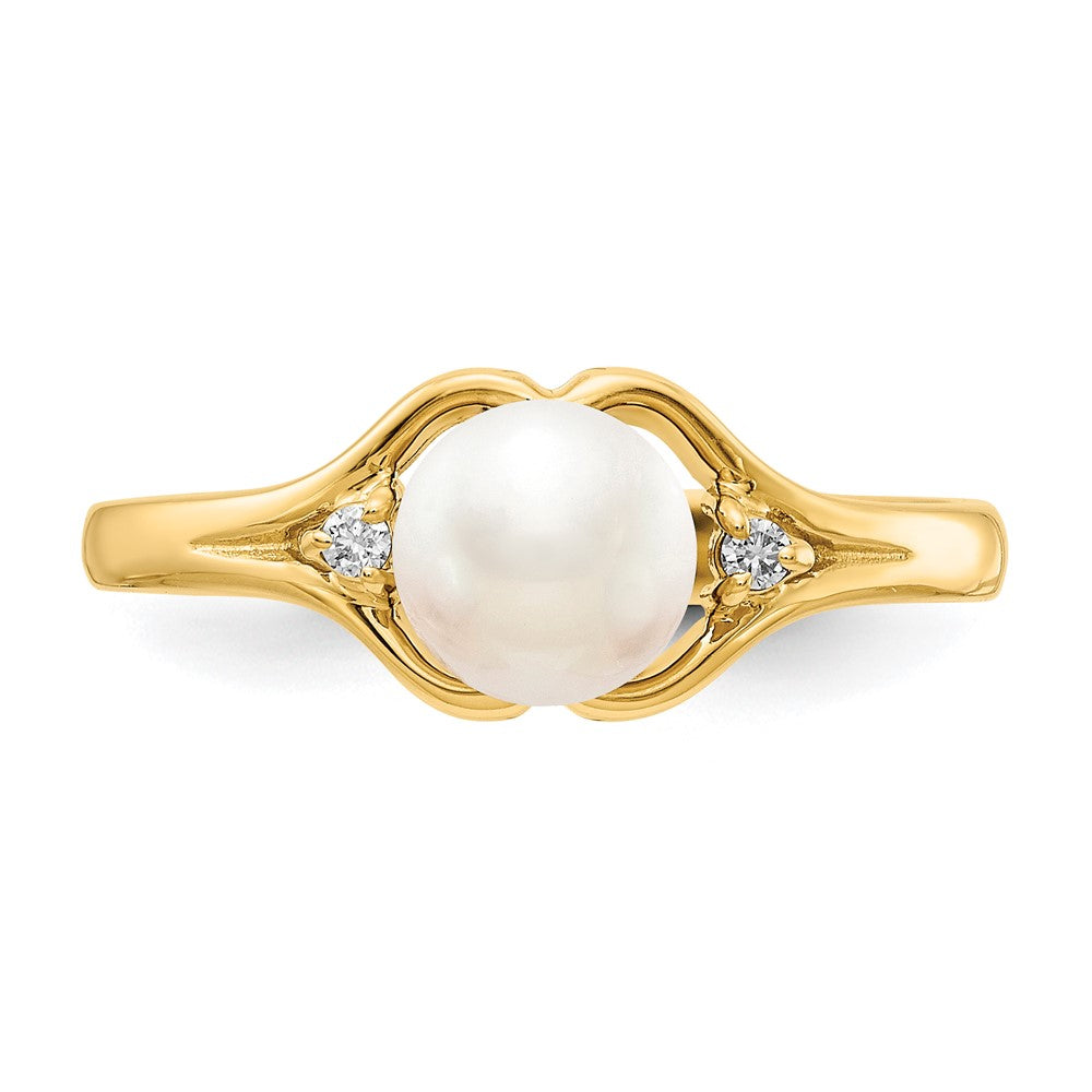 14k 6mm White Freshwater Cultured Pearl and A Diamond Ring