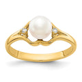 14k 6mm White Freshwater Cultured Pearl and VS Diamond Ring